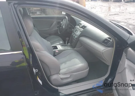 2007 Toyota Camry Le z USA, uszkodzony, nr VIN 4T1BE46K57U501331